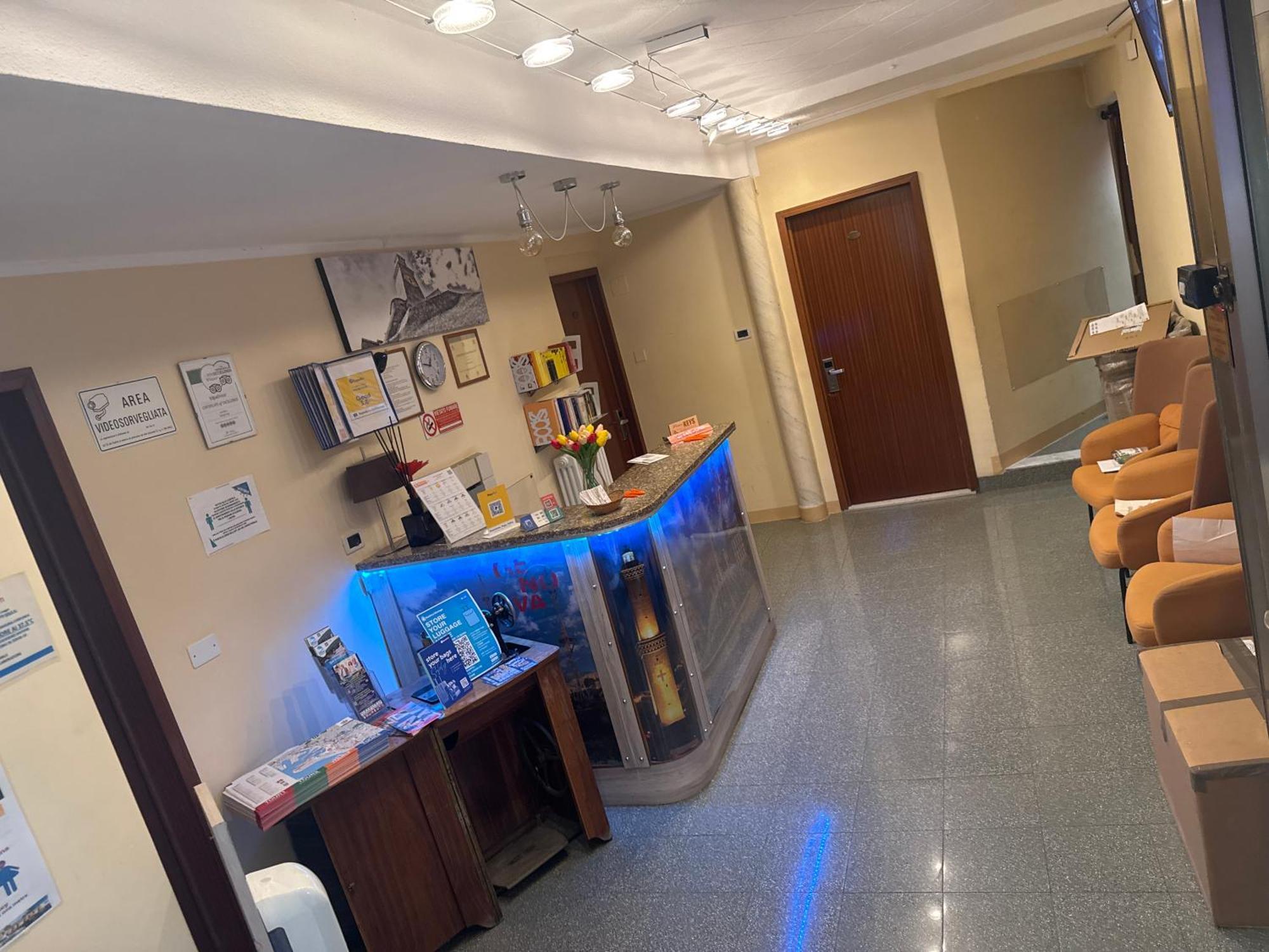 Albergo Parigi Genoa Bagian luar foto